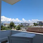 Villa 7 *