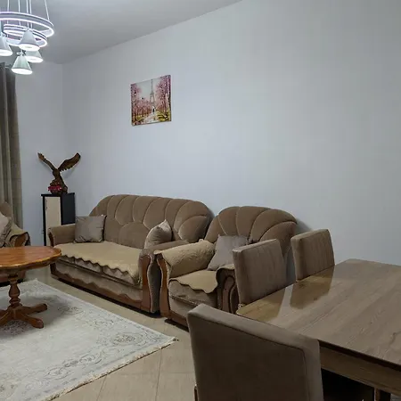 7 * Durrës