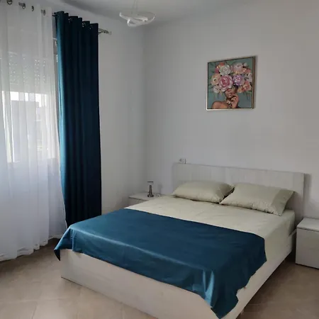 Villa 7 Durrës